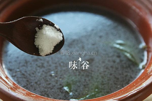 车前草煲猪小肚的做法图解7