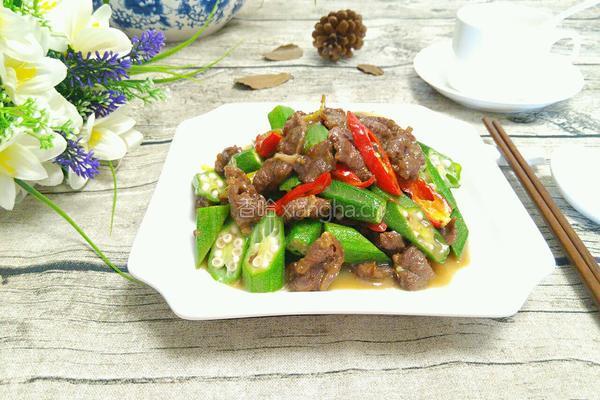 秋葵炒键子肉