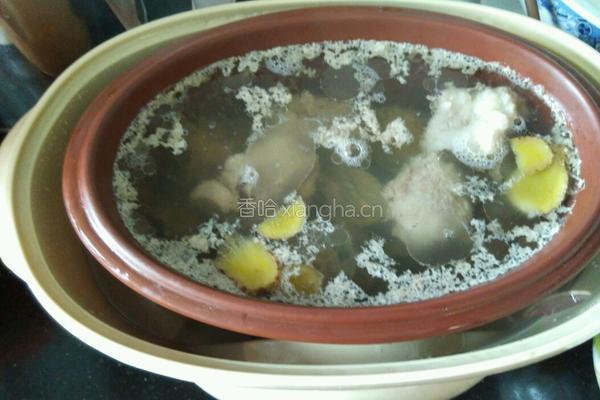 鲍鱼炖排骨的做法图解4