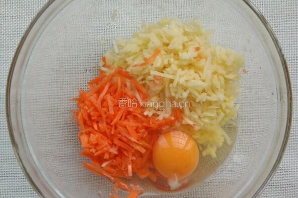鸡蛋土豆饼的做法图解2