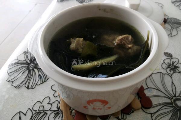 海带炖筒子骨