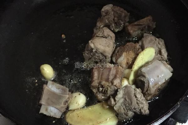 排骨煲的做法图解5