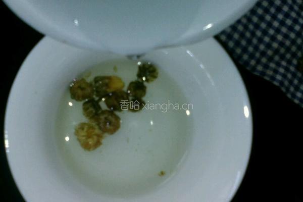 菊花茶的做法图解3