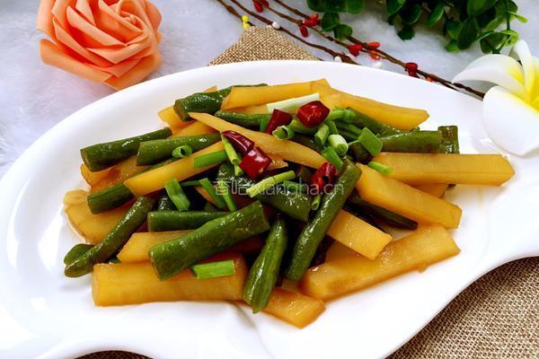 土豆烧芸豆的做法图解6