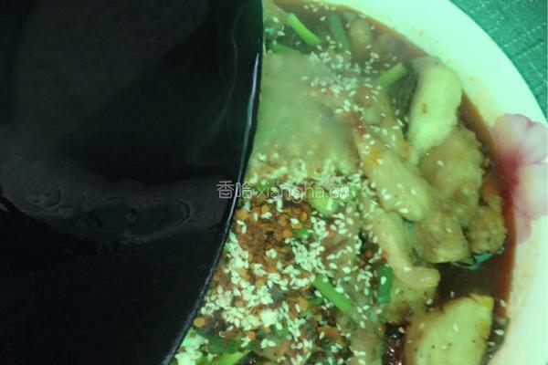 水煮鱼块的做法图解14