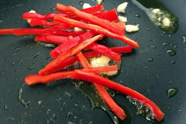 猪肝瘦肉炒意粉的做法图解2
