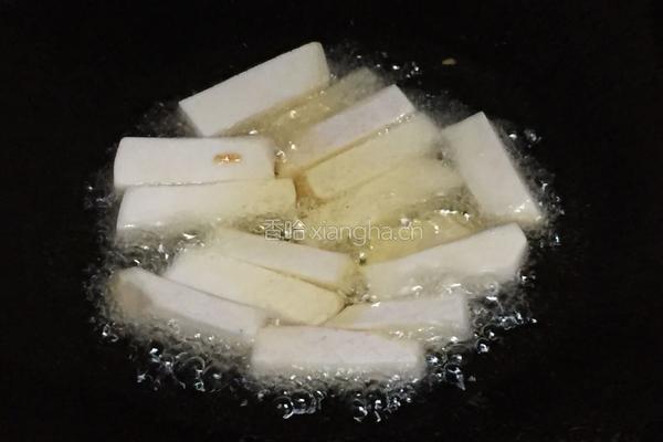 翻沙芋头的做法图解3