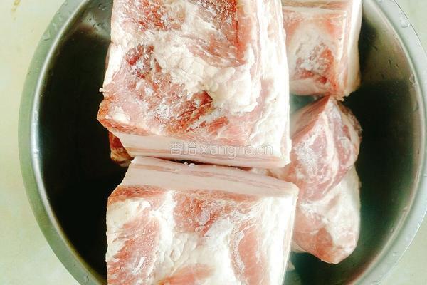 土豆扣肉的做法图解2