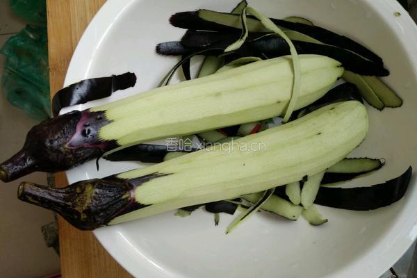 糖麻茄子的做法图解1
