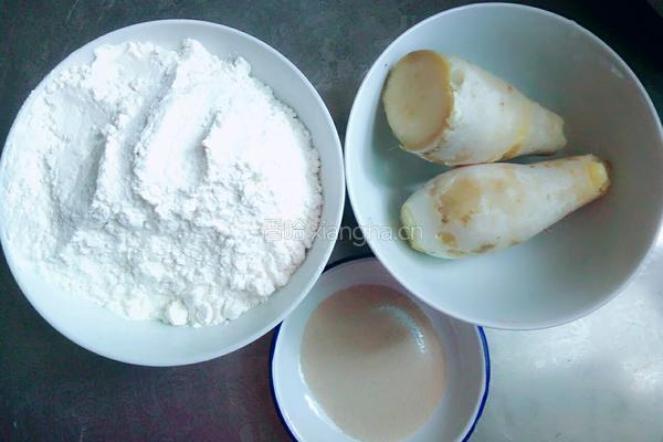 红薯面窝头的做法图解1