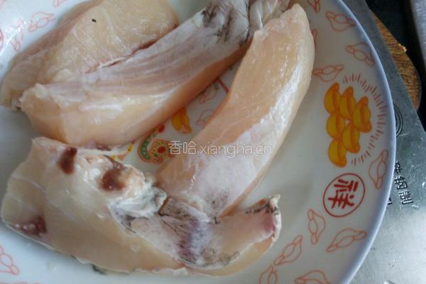 焖草鱼的做法图解1