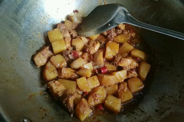 川味土豆红烧肉的做法图解8