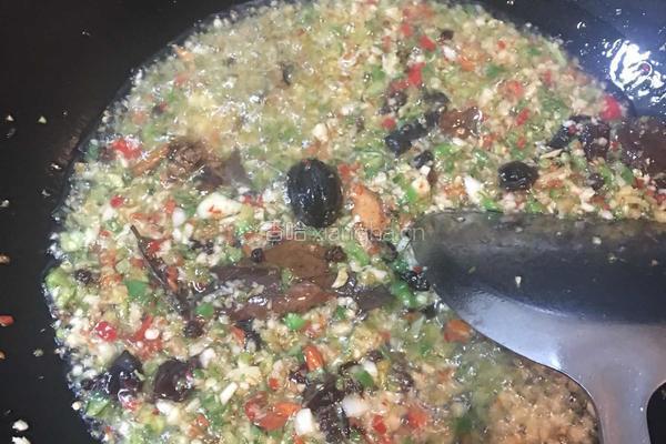 剁椒土豆鸡爪的做法图解5