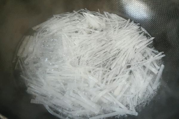 萝卜丝虾汤的做法图解5