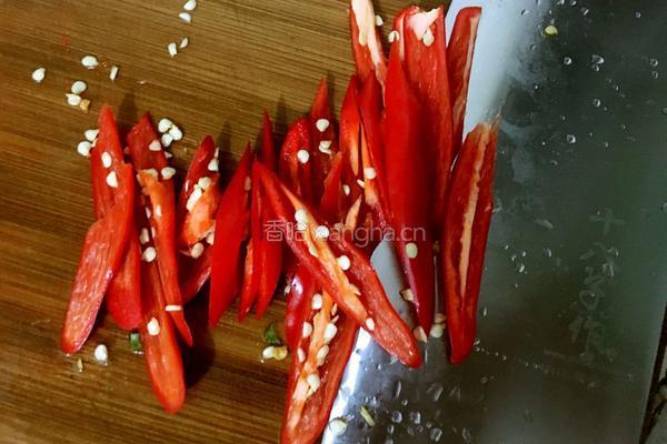 鸡腿肉烧茄子的做法图解4