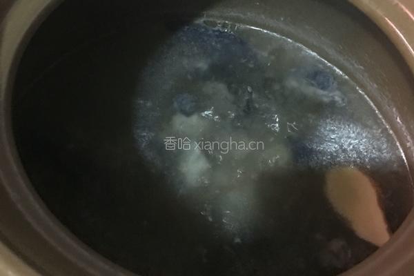 当归乌鸡汤的做法图解4