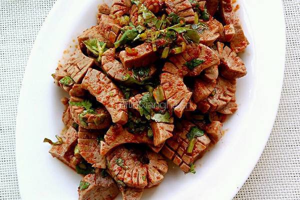 香菜拌腰花的做法图解6