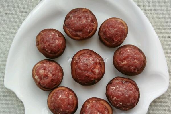 香菇蒸肉丸的做法图解3