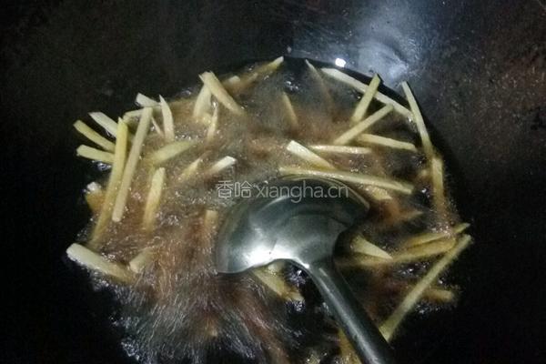 香辣土豆条的做法图解2