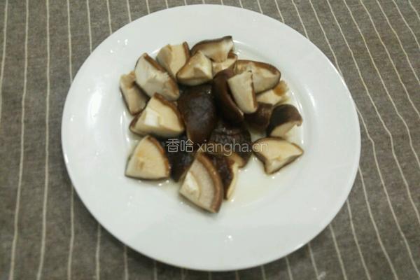 香菇炖鸡的做法图解7