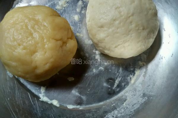 豆沙月饼的做法图解1