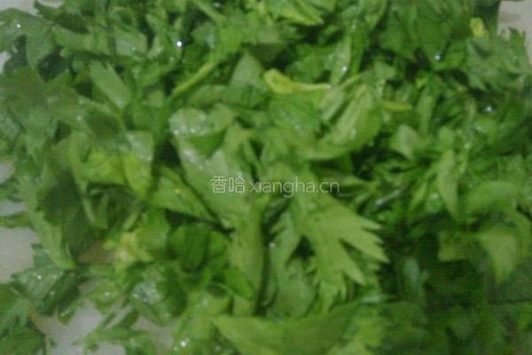 蒸芹菜叶的做法图解2