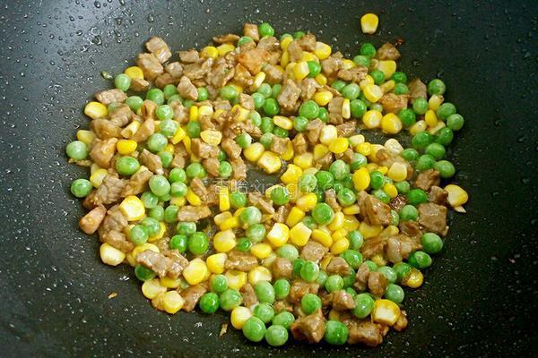 豌豆玉米炒嫩牛肉的做法图解7