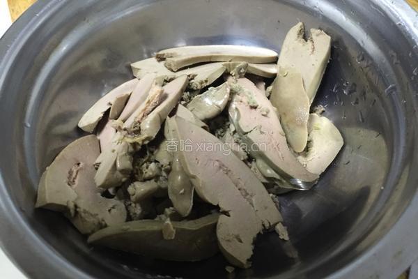 凉拌鹅肝的做法图解2