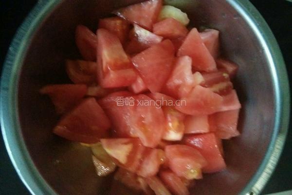 西红柿豆腐汤的做法图解2