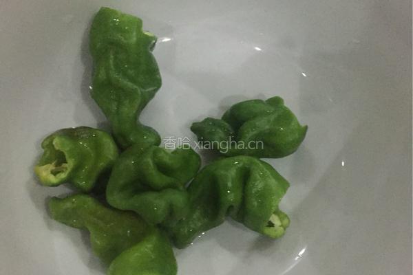 酸辣鸡爪的做法图解2