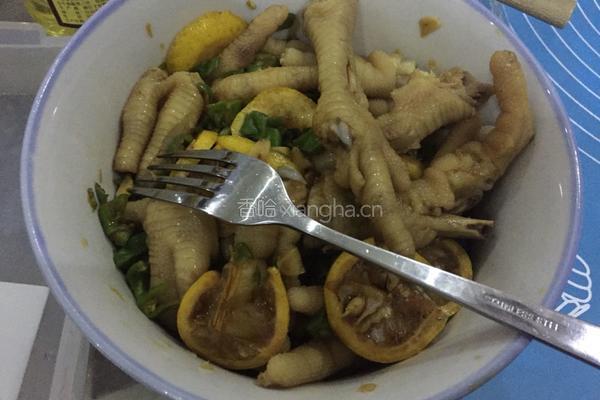 酸辣鸡爪的做法图解5