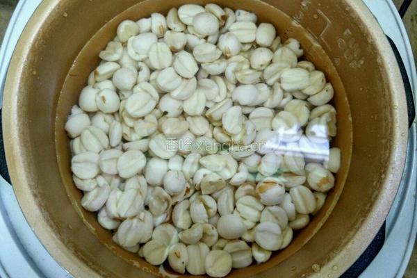 莲蓉馅的做法图解3