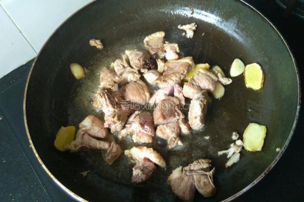 鹅肉烧冬瓜的做法图解4