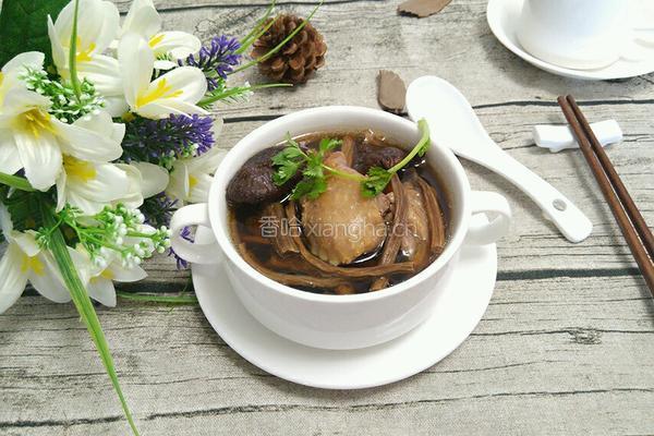 茶树菇煲水鸭汤的做法图解7