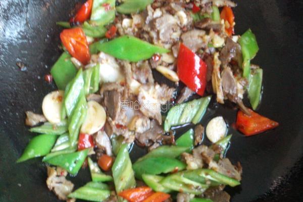 青椒炒卤牛肉的做法图解9