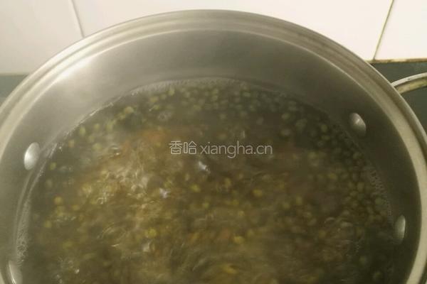 冰镇绿豆汤的做法图解3