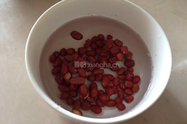 杂豆煲鸡脚的做法图解1
