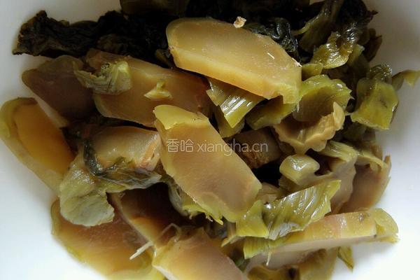 酸菜鲶鱼的做法图解2