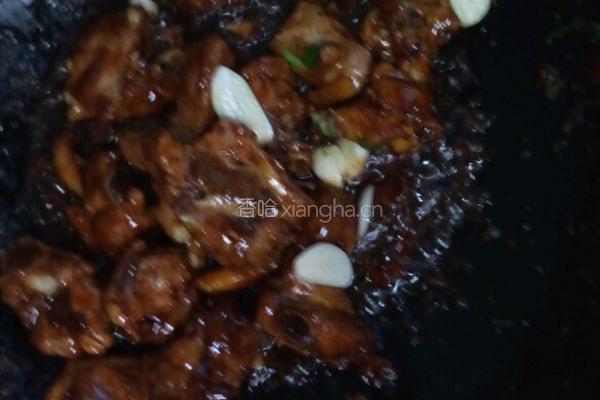 排骨烧年糕的做法图解11