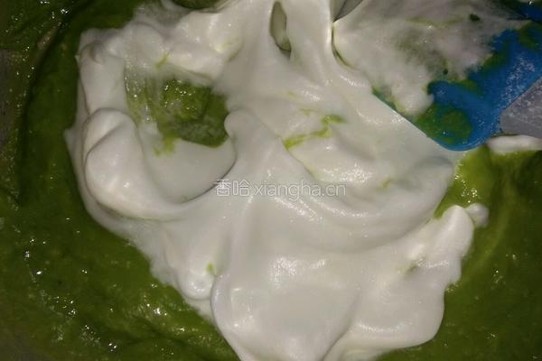 菜心汁蛋糕卷的做法图解8