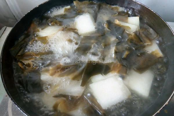 冬瓜海带瘦肉汤的做法图解8