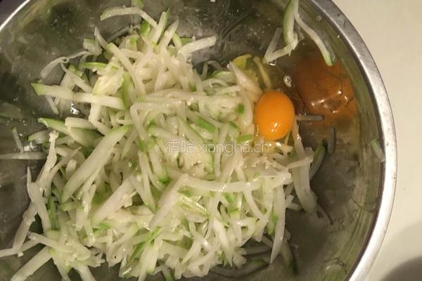 蒲瓜煎饼的做法图解3