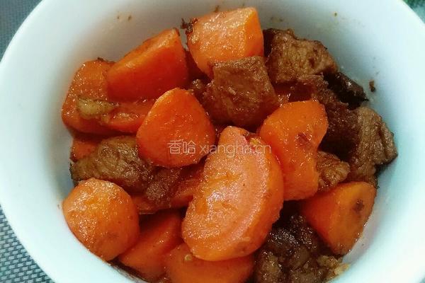 胡萝卜烧肉的做法图解7