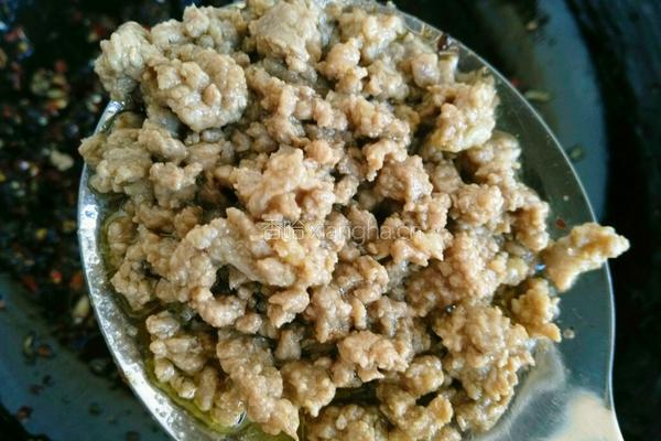 香辣秘制牛肉酱的做法图解14