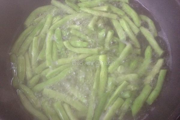 酱煽四季豆的做法图解3