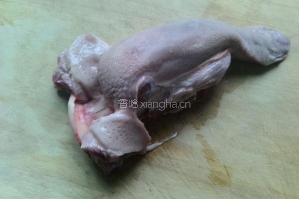 红油猪舌的做法图解1