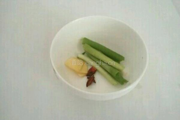 咖喱土豆牛肉汤的做法图解2