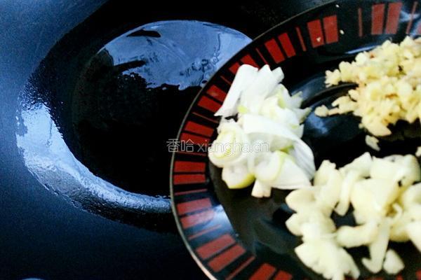 辣椒炒五花肉的做法图解3