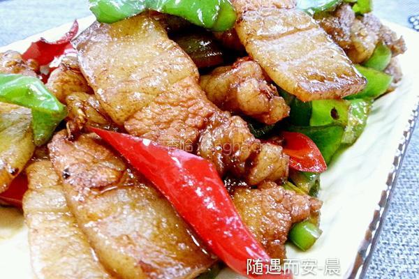 辣椒炒五花肉的做法图解12