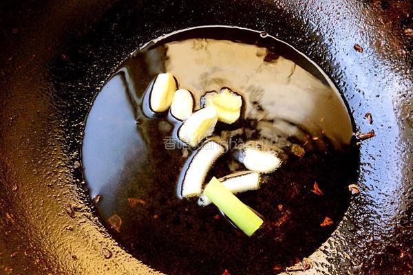 土豆烧猪蹄的做法图解9